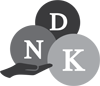 DNK Logo Sort Hvid 100